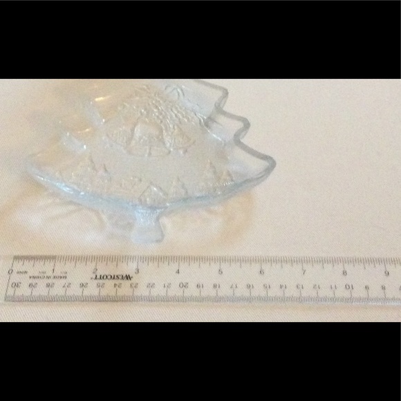 3/$10 | Glass Christmas Tree Serving Dish - Picture 6 of 6